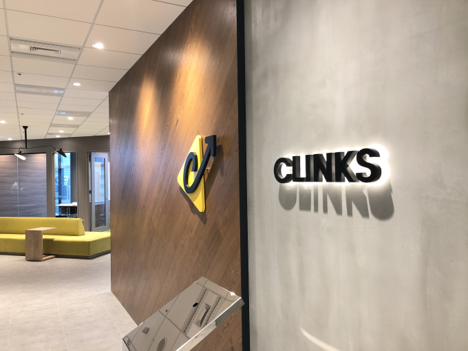 CLINKS新社屋エントランス